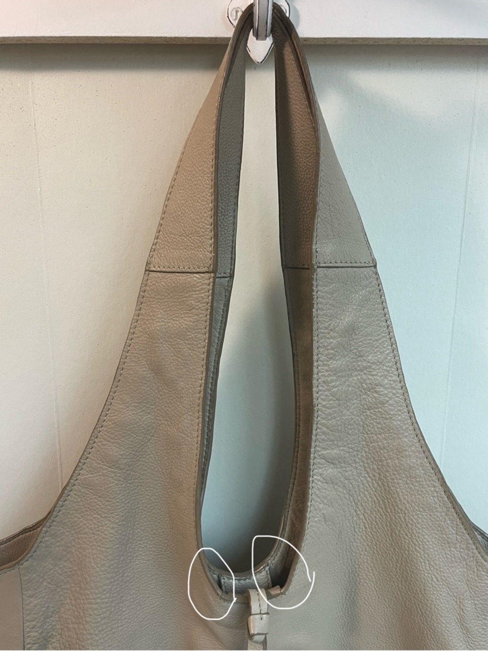 Lucky Brand Leather Hobo Shoulder Bag - Picture 5 of 16